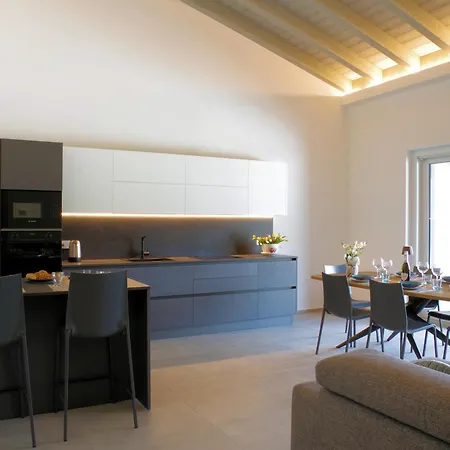 La Terrazza Sul Apartment *